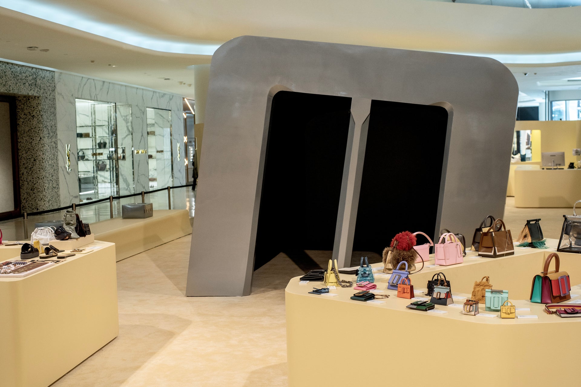 TEN YEARS OF BUCKLE EXHIBITION - slide 2