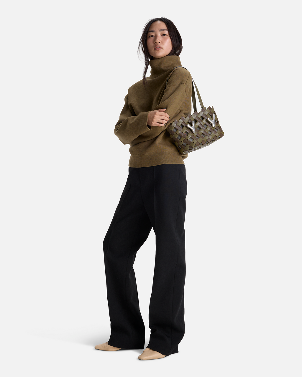 YY West 23 Woven Tote