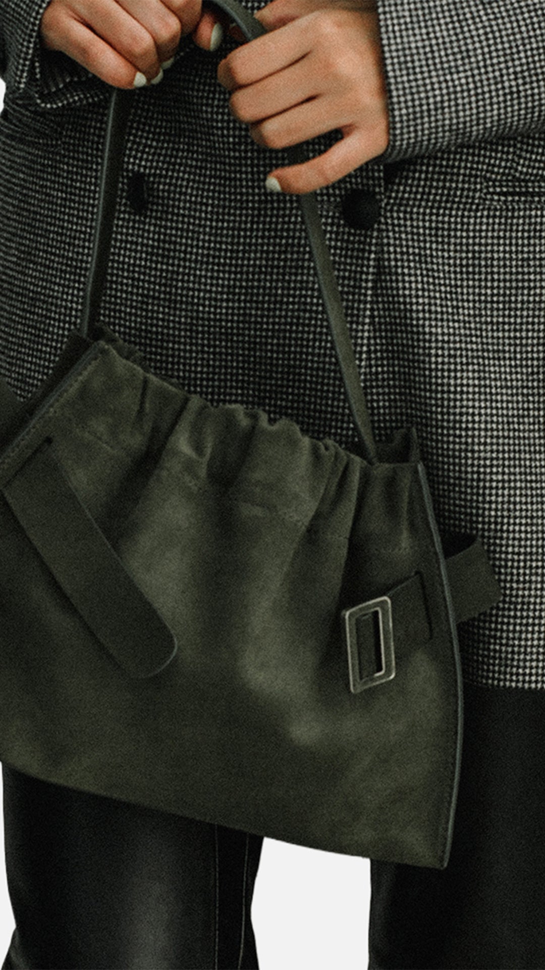 /collections/scrunchy-satchel